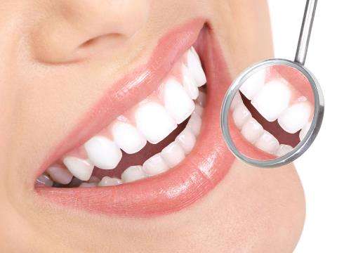 如何让牙齿变白 快速让牙齿变白的方法