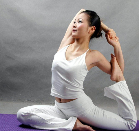 瑜伽减肥动作 最常见的十个招式介绍