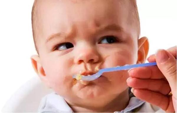 小孩子不吃饭怎么办 几种放让你家宝宝胃口大开