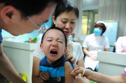 麻疹疫苗接种时间 家长们要按时给小孩接种疫苗