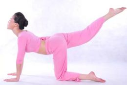 臀部不够美怎么办 五招瑜伽体式来帮你