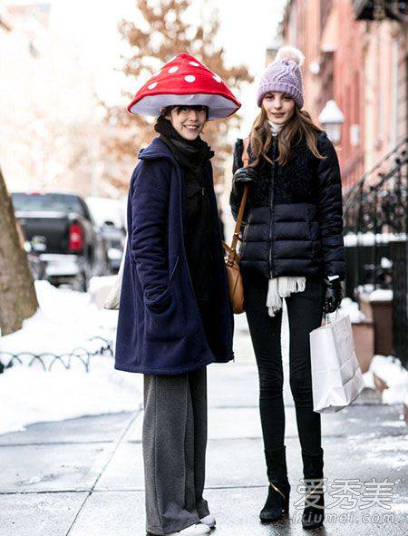 毛线帽+冬装 让你像街拍画报一样美 毛线帽戴法