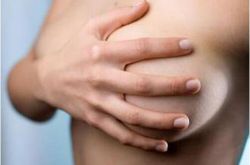 女性乳房有硬块 小心乳腺疾病看上你