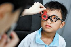 中医治疗近视眼的方法 日常治疗近视的保健方法推荐