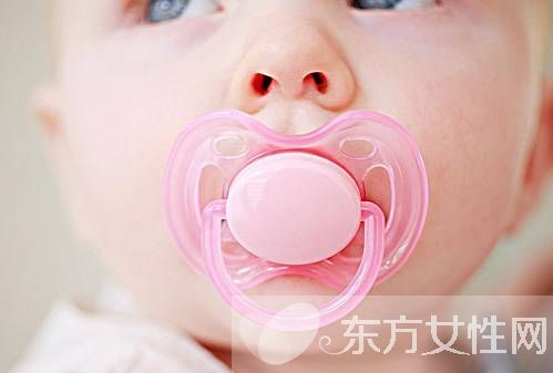 婴儿用安抚奶嘴好吗?揭密安抚奶嘴的优缺点