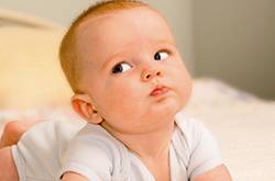 婴儿几个月长牙正常 想拥有一口好牙注意事项需谨记