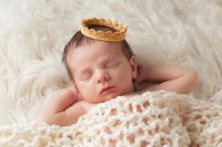 两个月的宝宝睡眠时间 什么原因影响宝宝睡眠呢
