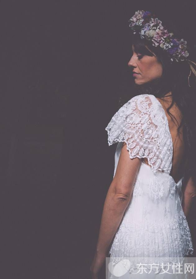 秋季法式短袖婚纱 快让它加入你的试穿清单里吧！