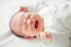 新生儿体温多少度正常 婴儿发烧怎么退烧
