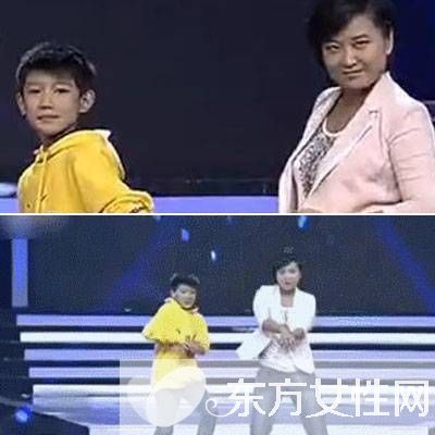 王源出道前与贾玲飙舞的视频
