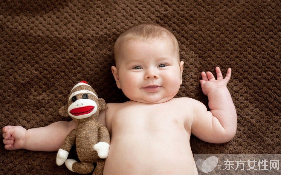 4个月宝宝吃奶量应该是多少? 揭秘宝宝喝奶的四大误区!