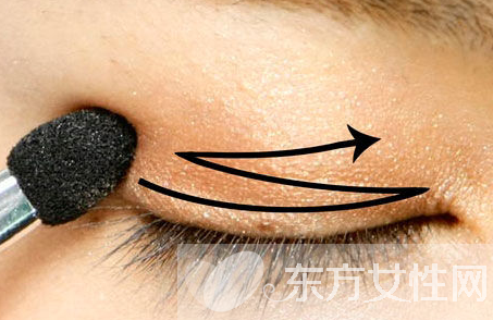 彩妆眼影叠加技巧 不同眼睛的眼影画法