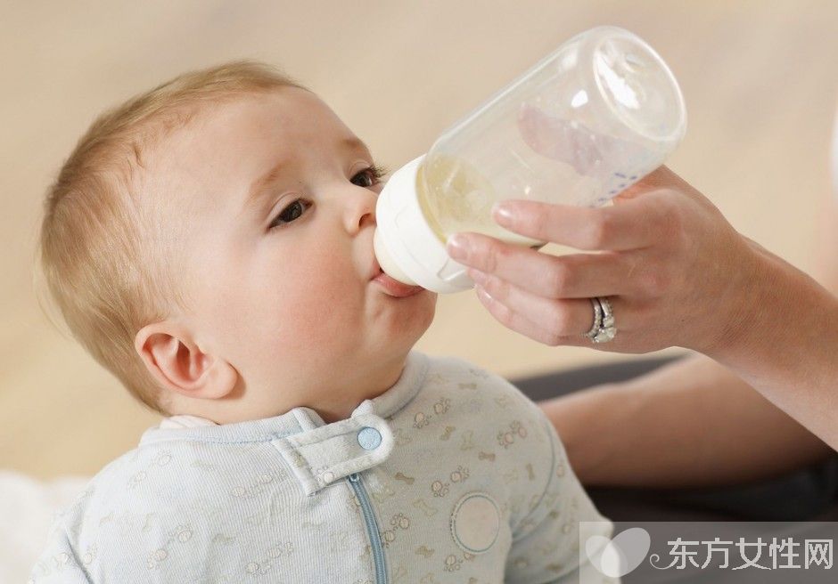 吃什么奶水多 荐四种哺乳期间的乳房保养方法