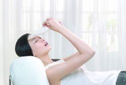 敷面膜技巧话你知 这十种坏习惯当心毁脸