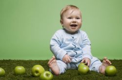寶寶積食症狀有哪些 3種食療法緩解寶寶積食