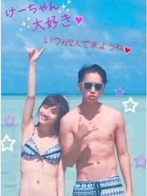 杰尼斯男星小山庆一郎被曝与女偶像恋爱 合照曝光