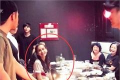 baby完美诠释什么叫痴汉脸 看黄晓明眼神满满都是