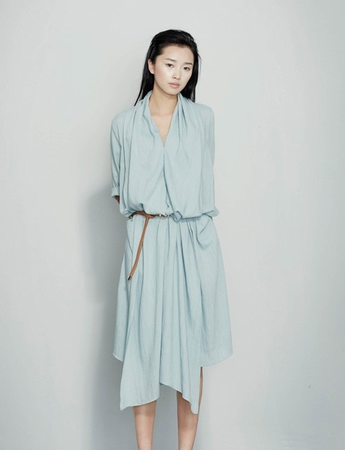 纯粹丨会呼吸的服装，体验一把文艺清新的时尚(图1)