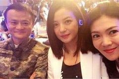 王思聪嘲讽娱乐圈众多女星唯独不敢撕赵薇 这张