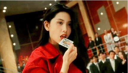 邱淑贞15岁女儿近照曝光 美是美但比起妈妈来还是差远了