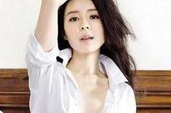 曝张碧晨杂志大片，牛仔与衬衫搭配随意魅力彰