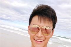孙杨半裸出镜秀腹肌笑得一脸灿烂 但大家被他另