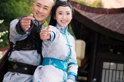 唐艺昕《独步天下》杀青 林峯假发太抢镜