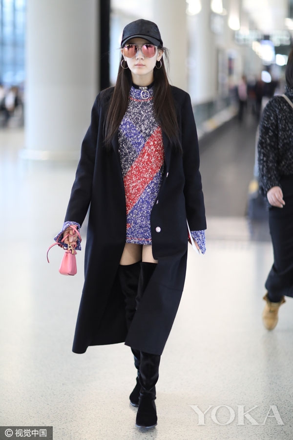 杨幂允儿都爱外长里短搭法 显瘦显高走路自带风!(图1)