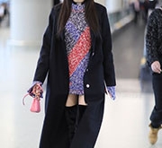 杨幂允儿都爱外长里短搭法 显瘦显高走路自带风