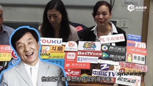 吴绮莉因小龙女在镜头前痛哭时 成龙却在左拥右抱请妹子吃饭