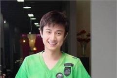 文章被曝压力大私下偷哭 网友：想想黄海波和柯