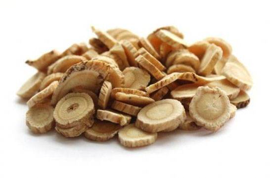 黄芪泡水喝的功效 黄芪泡水喝的10大功效