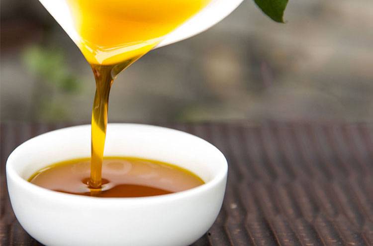 菜籽油的功效和作用 菜籽油对人体的好处