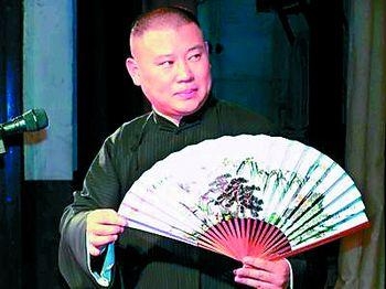 卓伟曝G笑星出轨骗财骗色女学生 郭德纲和失恋33天的他躺枪