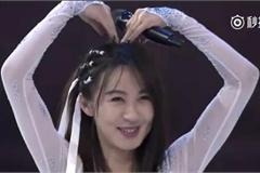 李菲儿花滑夺冠冰上菜鸟蜕变冰上精灵 离开黄晓