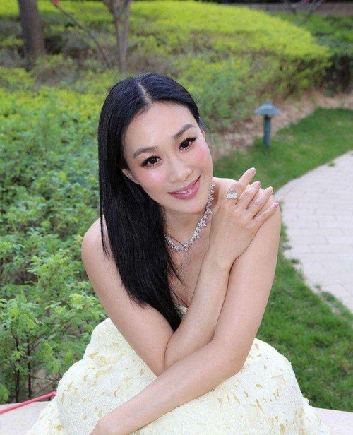 钟丽缇两度婚姻离婚真相揭秘 原来钟丽缇是这样的人