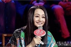 曹颖高速公路开车突发心悸险撞车 6岁儿子一路流
