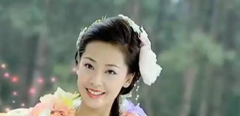 彩依