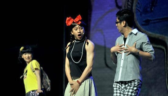 女星都不想跟邓超同台 超哥男扮女装太妖媚娘娘孙俪看了都怕