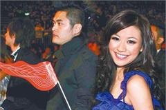 她曾与曹云金热恋差点结婚 如今男友却是“生煎