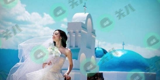 迪丽热巴婚纱照曝光 大学时在婚纱店当模特