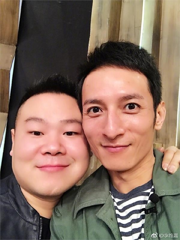 李维嘉又瘦了脸颊凹陷变竹竿腿 眼睛凸起让人想到李连杰