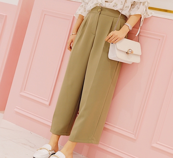 屁股大的女生请扔掉这三种衣服！