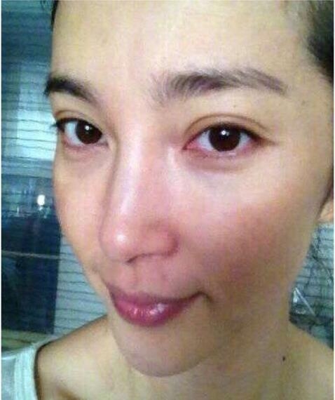 女明星最真实无滤镜素颜自拍 最后一张让网友受到了惊吓
