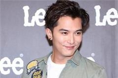 邱泽与唐嫣分手后曾怀疑自己性取向 竟用这种方