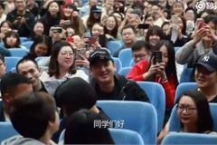 徐静蕾问王思聪适合演好人还是坏人？女学生4个