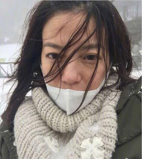 女明星最真实无滤镜素颜自拍 最后一张让网友受到了惊吓