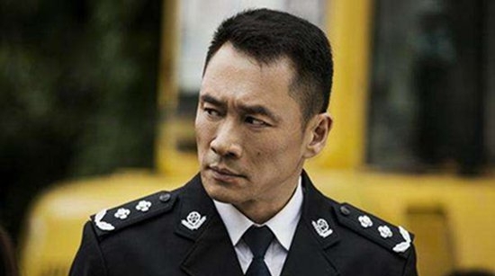 赵东来身穿制服照