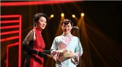 孙俪被曝怀第三胎 网友已猜测上三胎的名字