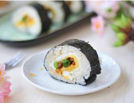手脚冰冷调养食谱彩蔬寿司卷